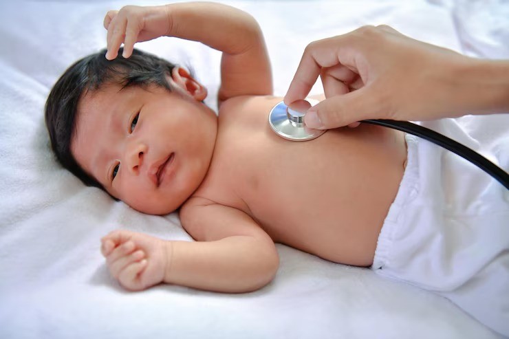 bayi baru lahir, ibu muda, kehamilan sehat, APGAR, posisi gendong M-shape, mata juling bayi, napas cepat bayi, suara untuk janin